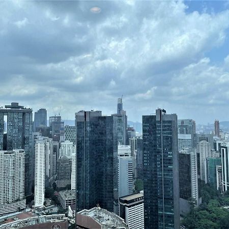 Appartamento The Platinum Klcc Kuala Lumpur Esterno foto